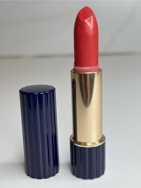Estée Lauder Futurista Full Treatment - Power Pink SPF 15 Discontinued